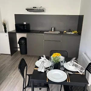 Les Jardins Marseillais 3 - 4 Personnes - Plages Calanques- Stade Vélodrome - Hôpital La Timone Appartement Marseille