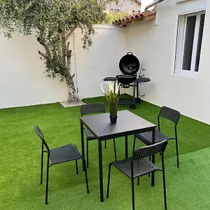 Les Jardins Marseillais 1- 4 Personnes - Plages Calanques- Stade Vélodrome - Hôpital La Timone Appartement Marseille